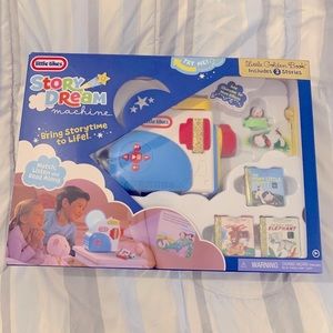 NEW Little Tikes Story Dream Machine Projector Toy